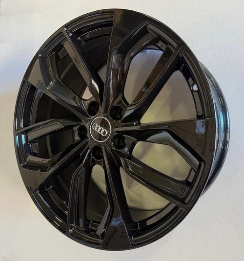 212239501_main Диск Zixi Audi 6996 8,5x19 5x112 ET40.0 D66.5 Black — изображение 1