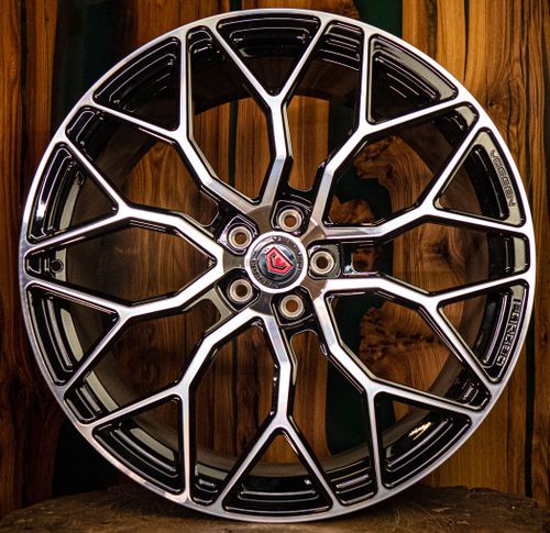 28287086_main Диск Replica ST VSN HF-2 8x18 5x114,3 ET40.0 D73.1 BKF — изображение 1