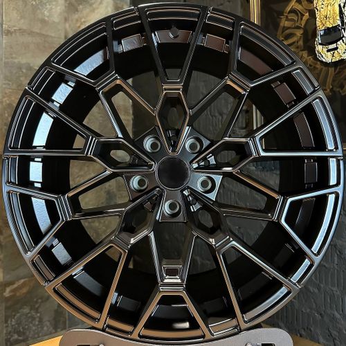 29190558_main Диск Replica ST B 827M 8,5x19 5x120 ET30.0 D72.6 BKF — изображение 1